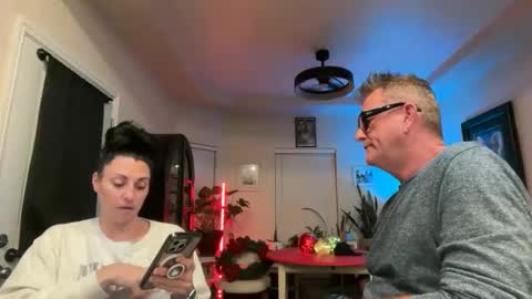 SimplyUs online show from November 2025 06:24:01 AM