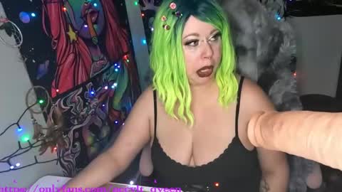 Snapshot of occvlt_qveen chatting on December 2024 04:42:02 AM occvlt qveen online show from December 2024 04:42:02 AM