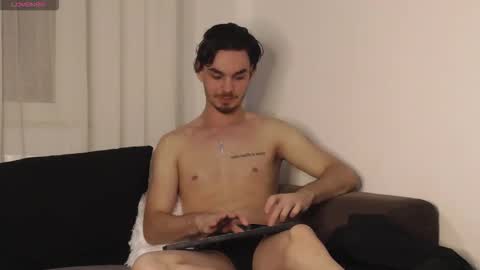 Snapshot of oceanheat chatting on November 2025 10:42:02 PM OceanHeart online show from November 2025 10:42:02 PM