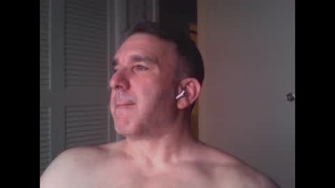 Snapshot of oceanmanx chatting on June 2026 01:29:02 AM Ocean online show from June 2026 01:29:02 AM