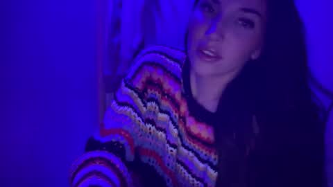 Snapshot of oceanxalara22_xo chatting on November 2025 03:16:01 AM A L A R A online show from November 2025 03:16:01 AM