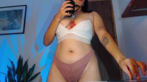 Snapshot of octavia_blom chatting on July 2026 12:40:01 PM octavia blom online show from July 2026 12:40:01 PM