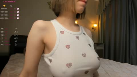 Lynna online show from January 2025 01:26:02 AM