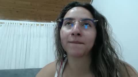 Val online show from November 2025 05:13:01 PM