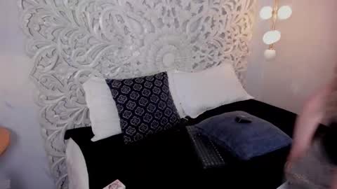 Snapshot of odette_bulgari chatting on November 2025 11:27:02 AM Ana online show from November 2025 11:27:02 AM