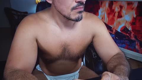 Snapshot of officeman7 chatting on January 2025 08:47:01 PM officeman7 online show from January 2025 08:47:01 PM