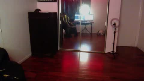 Money online show from October 2025 05:39:01 PM