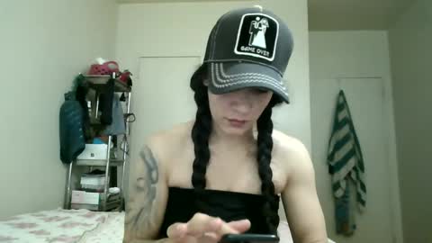 Snapshot of oglitcouple chatting on February 2025 08:36:01 PM Lit en Cama online show from February 2025 08:36:01 PM