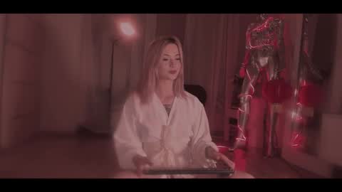 your dear Lilith Chapman online show from September 2025 07:25:01 PM