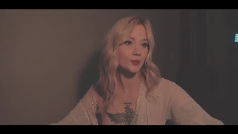 your dear Lilith Chapman online show from October 2025 04:24:01 AM