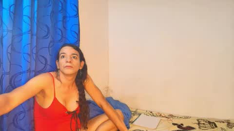 LU online show from December 2025 05:24:02 AM