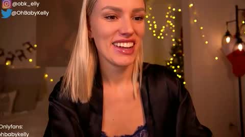 Kelly online show from December 2024 01:07:01 AM