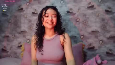 Nina online show from October 2025 12:00:01 AM