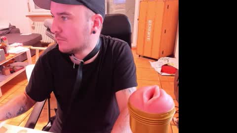 Chris online show from September 2025 02:21:01 PM