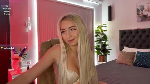 Snapshot of ohmyemma chatting on September 2025 01:05:02 AM Emma online show from September 2025 01:05:02 AM