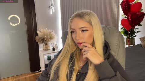 Emma online show from February 2026 01:14:01 AM