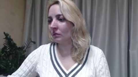 Snapshot of ohsweetmari chatting on October 2025 04:07:02 PM Mari online show from October 2025 04:07:02 PM