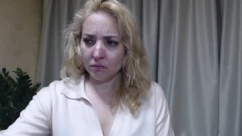Snapshot of ohsweetmari chatting on May 2026 05:09:02 PM Mari online show from May 2026 05:09:02 PM