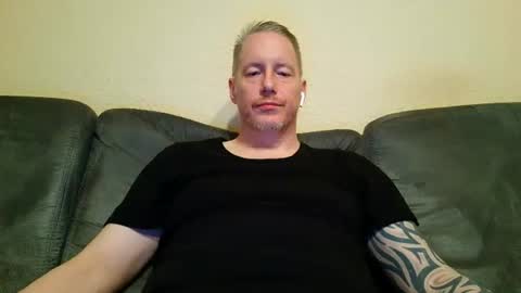 Snapshot of olavdelux chatting on October 2025 08:39:02 PM olavdelux online show from October 2025 08:39:02 PM