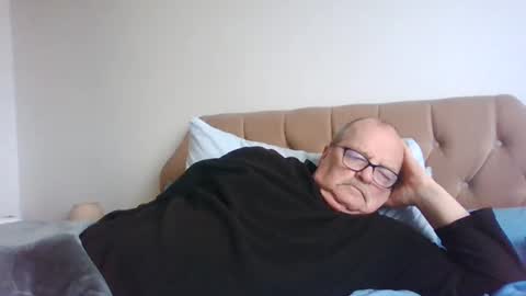 old_fkr online show from January 2025 02:08:02 PM