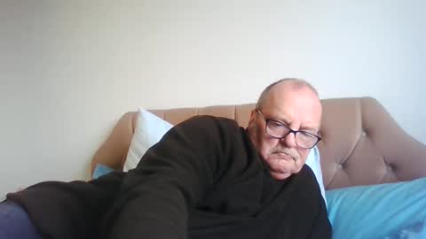 old_fkr online show from January 2025 12:57:02 PM