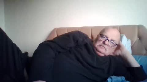 old_fkr online show from February 2025 05:09:01 PM