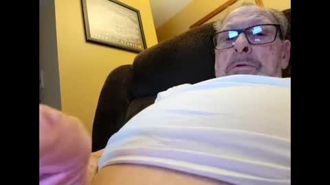 oldaddy2 online show from November 2025 04:15:02 AM