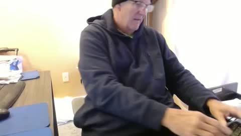 Snapshot of olderandwiser chatting on January 2025 05:16:02 PM Older and Wiser online show from January 2025 05:16:02 PM