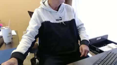 Snapshot of olderandwiser chatting on January 2025 04:36:02 PM Older and Wiser online show from January 2025 04:36:02 PM
