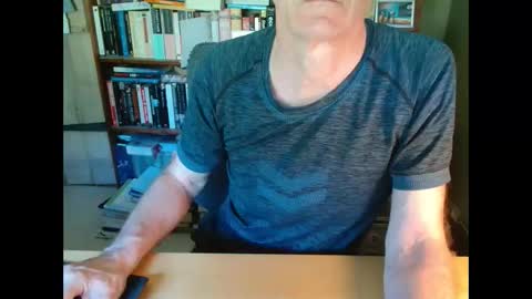 Snapshot of oldhairybastard chatting on May 2026 10:01:02 AM oldhairybastard online show from May 2026 10:01:02 AM