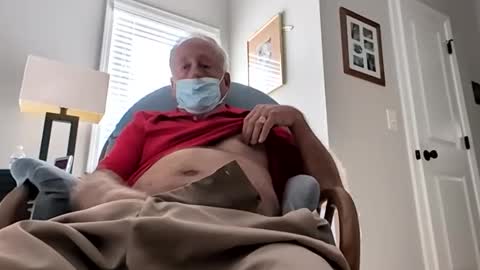 Snapshot of oldsubman chatting on November 2025 04:31:02 PM oldsubman online show from November 2025 04:31:02 PM