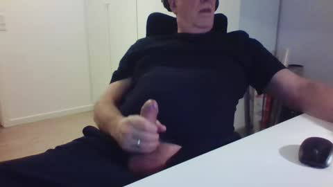 Snapshot of oldth chatting on January 2025 09:08:01 PM oldth online show from January 2025 09:08:01 PM