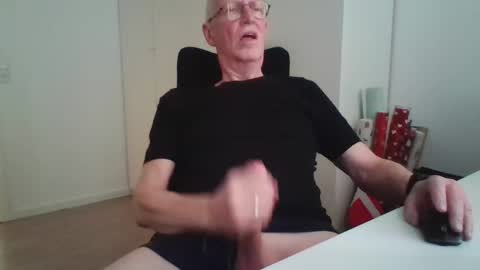 Snapshot of oldth chatting on January 2026 09:26:02 AM oldth online show from January 2026 09:26:02 AM