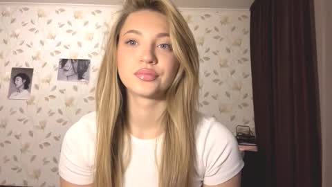 Snapshot of oletaguinyard chatting on October 2025 04:30:02 PM Kem online show from October 2025 04:30:02 PM