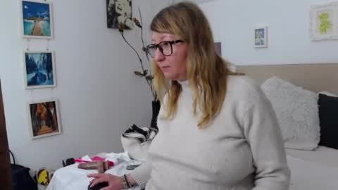 Snapshot of olgapavlova chatting on February 2026 12:26:02 PM Olga Pavlova online show from February 2026 12:26:02 PM