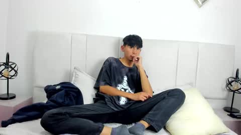 Snapshot of oliver21zk chatting on March 2026 09:54:01 PM Oliver21zk online show from March 2026 09:54:01 PM