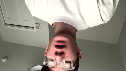 Oliver Beck online show from November 2025 07:13:01 PM