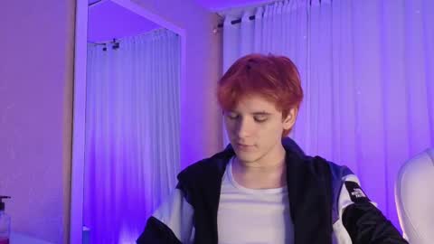 oliver_big19 online show from October 2025 12:46:02 PM