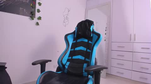 Snapshot of oliver_bray chatting on January 2025 07:17:02 PM Oliver bray online show from January 2025 07:17:02 PM