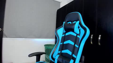 Snapshot of oliver_bray chatting on September 2025 04:34:01 PM Oliver bray online show from September 2025 04:34:01 PM