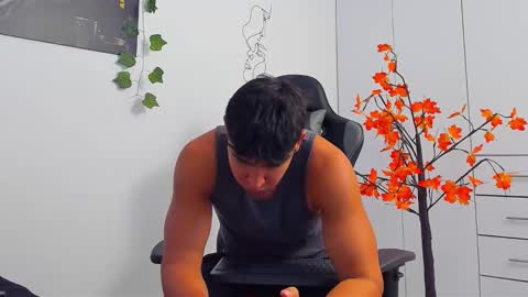 Snapshot of oliver_bray chatting on January 2026 08:03:02 PM Oliver bray online show from January 2026 08:03:02 PM