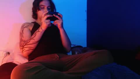 oliver_laid_2023 online show from December 2024 07:50:01 AM