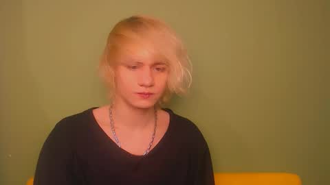 Oliver online show from December 2024 01:47:01 AM