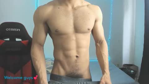 oliver thompsson online show from November 2025 02:06:01 PM