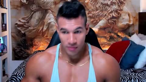 oliver_tommy online show from September 2025 01:16:02 PM