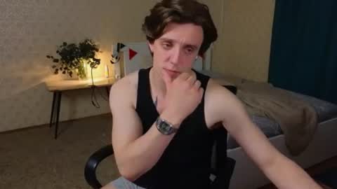 Snapshot of oliver_travis chatting on July 2026 03:13:01 AM Oliver Evans online show from July 2026 03:13:01 AM