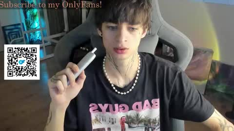 Snapshot of oliverrgroove chatting on September 2025 02:33:02 PM oliverrgroove online show from September 2025 02:33:02 PM