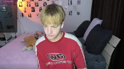 oliver online show from September 2025 03:30:01 AM