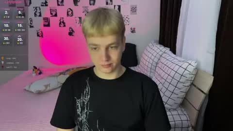 oliver online show from December 2025 01:05:01 PM