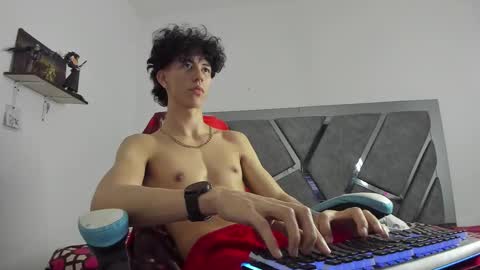 Snapshot of oliverthompson_01 chatting on March 2025 06:19:02 AM oliverthompson_01 online show from March 2025 06:19:02 AM